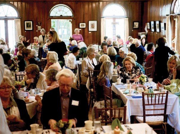 present-day-ballroom-luncheon-group-photo-1024x768.jpg